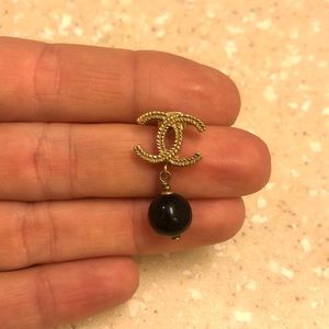 Auth CHANEL CC Earring
